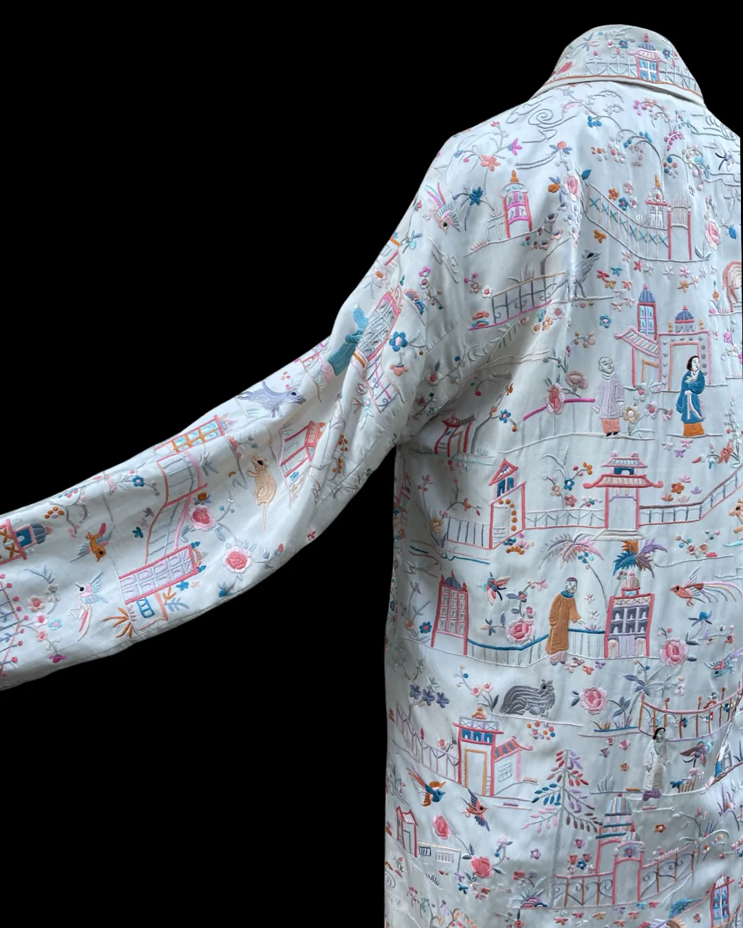 1920s Densely Embroidered Chinese Silk Coat