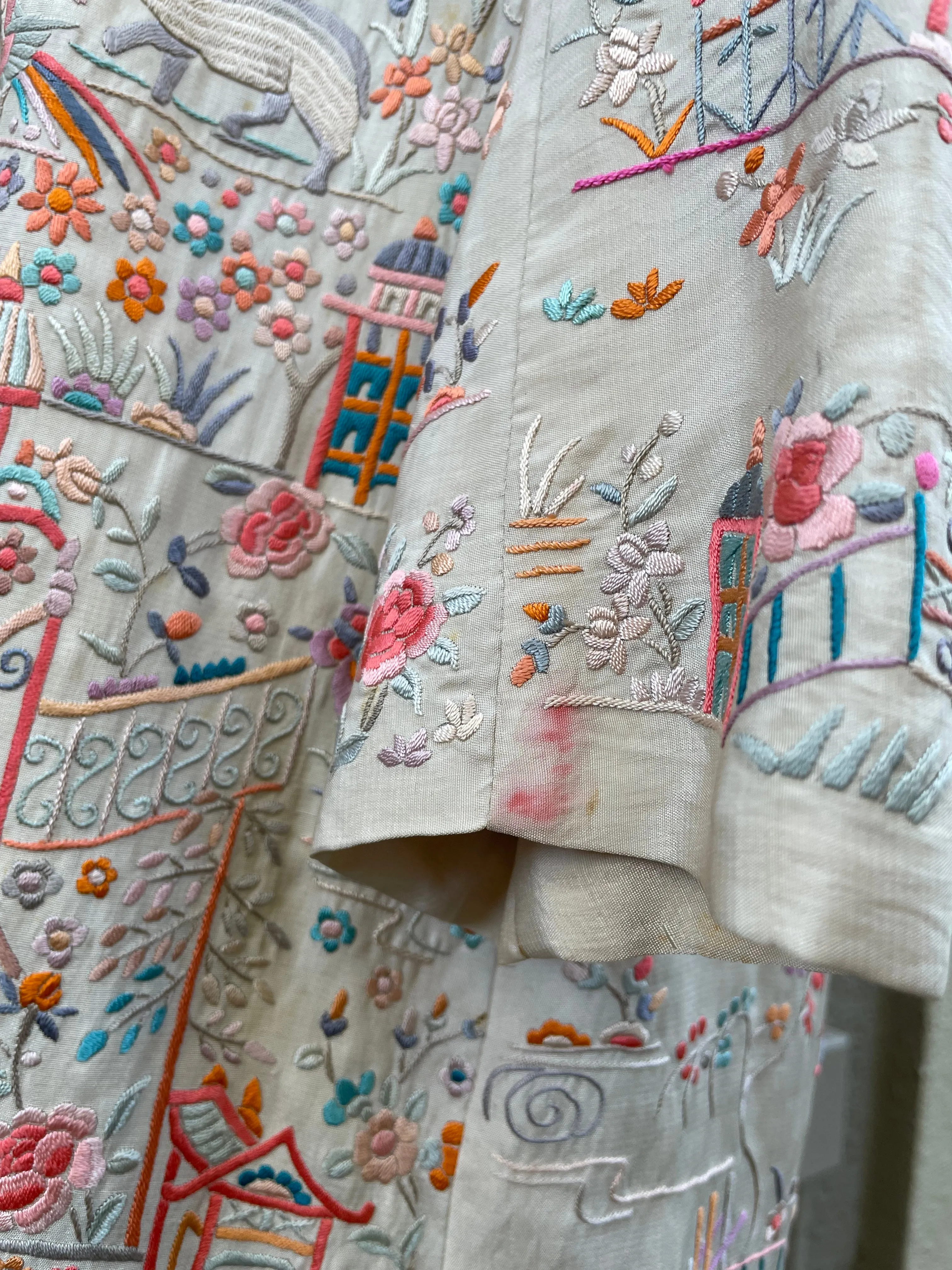 1920s Densely Embroidered Chinese Silk Coat
