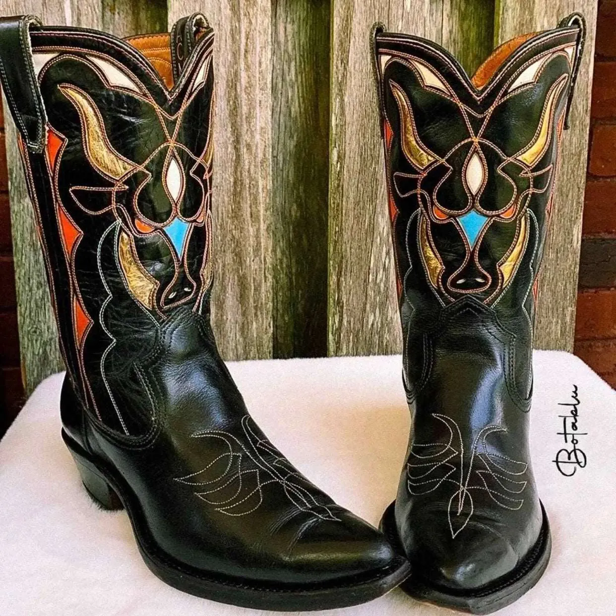 ACME Vintage Rare Bull Inlay Short Black Cowgirl Cowboy Western Boots
