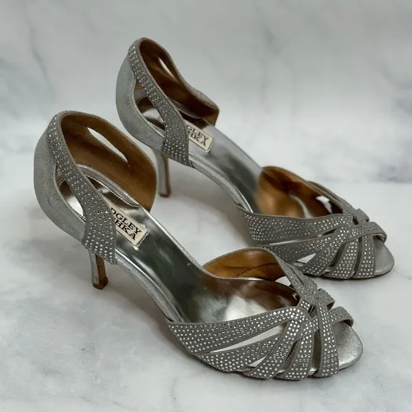 Badgley Mischka D'Orsay Peep Toe Bridal Pumps – Size 9.5 ✨