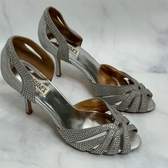 Badgley Mischka D'Orsay Peep Toe Bridal Pumps – Size 9.5 ✨