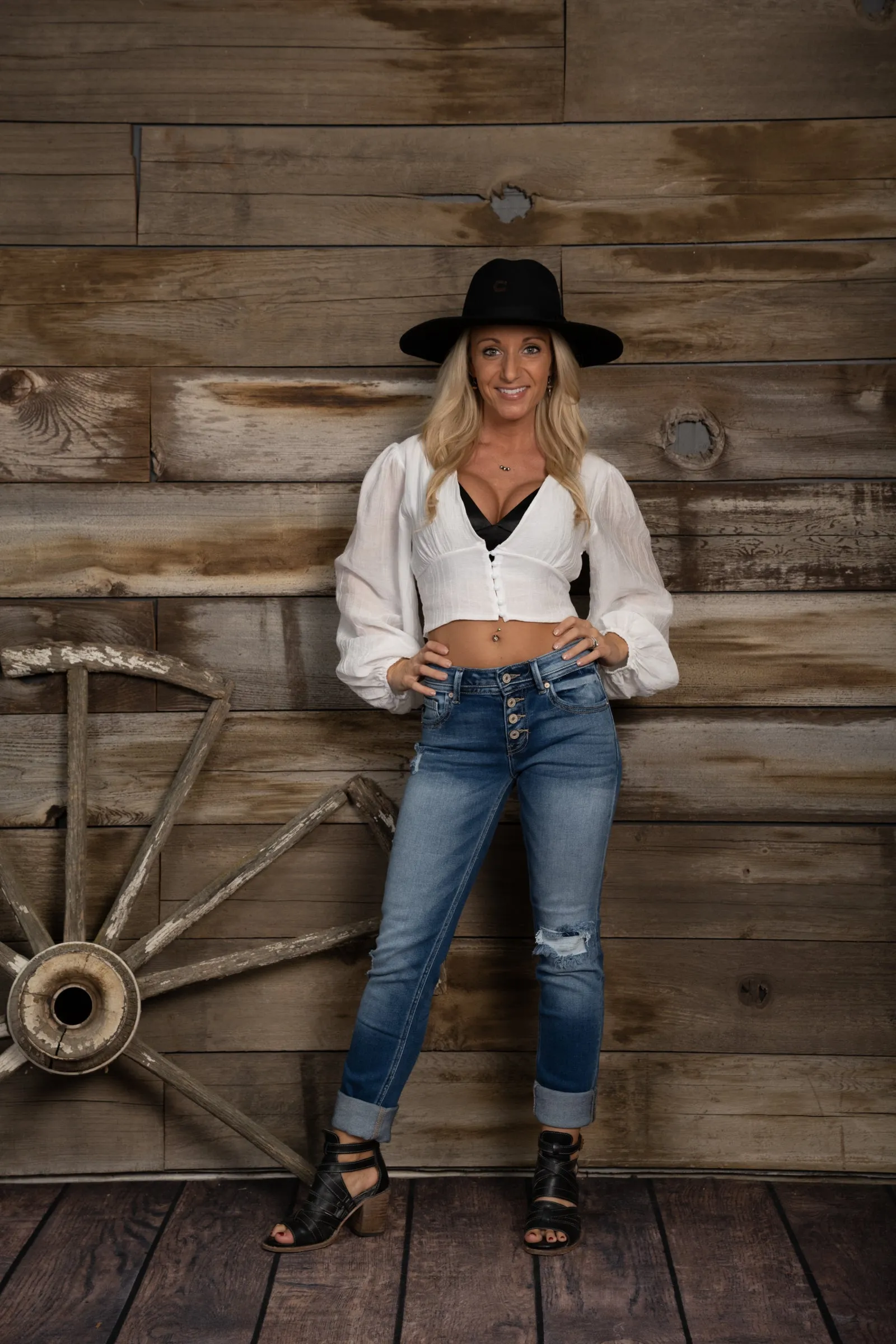 Carolina Cuff Straight Jeans