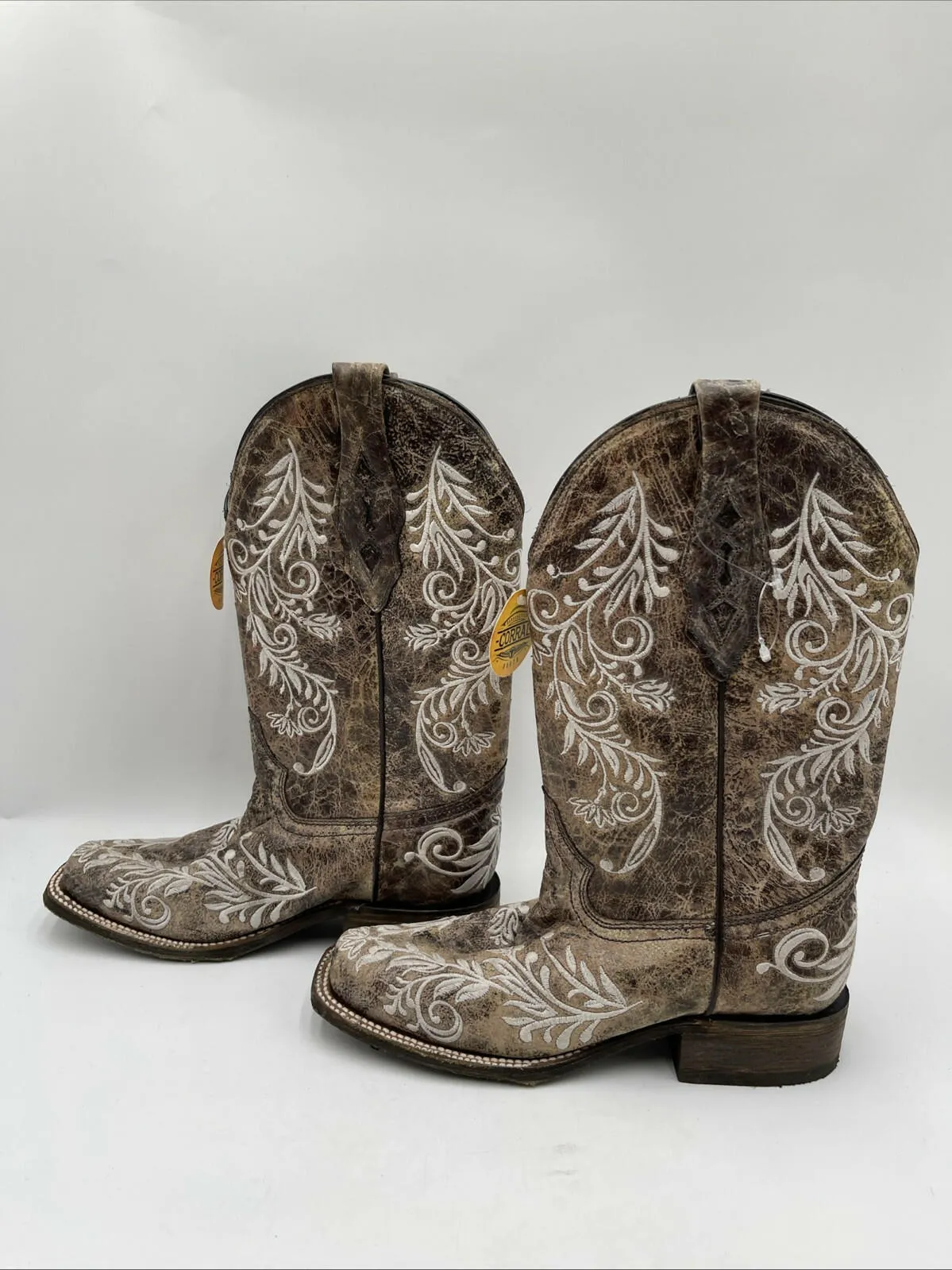 Corral Distressed Filigree Embroidery Leather Square Toe Western Boots Size 8M - Very Good