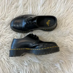 Dr Martens Boots Womens 6