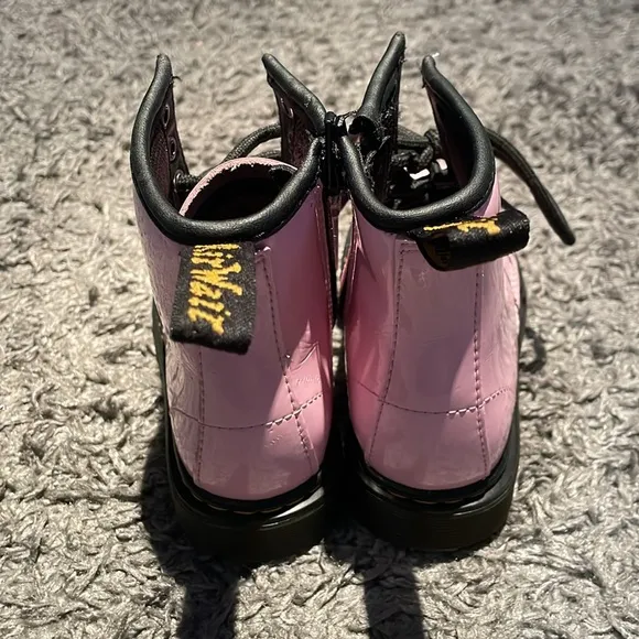 Dr martens pink boots