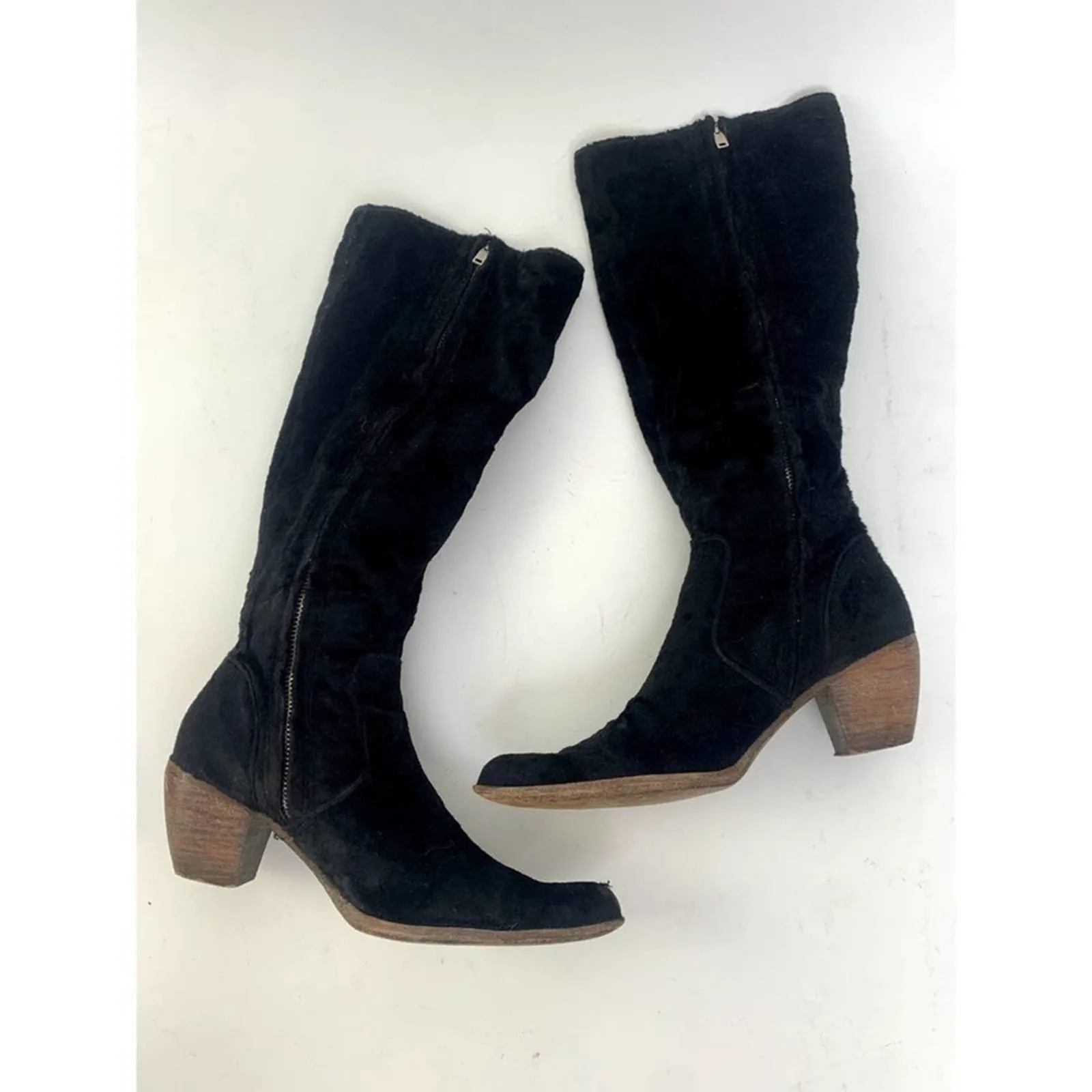 Elizabeth and James Black E-ryder Velvet Western Boots / Booties - 6.5