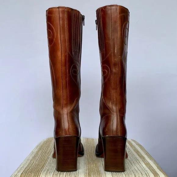 Frye Retro Swirl Stitching Tall Chunky High Heel Brown Leather Zippered Y2K Boots