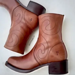 FRYE Vintage Campus Swirl Tan Brown Leather Short Zippered Ankle Bootie Boots