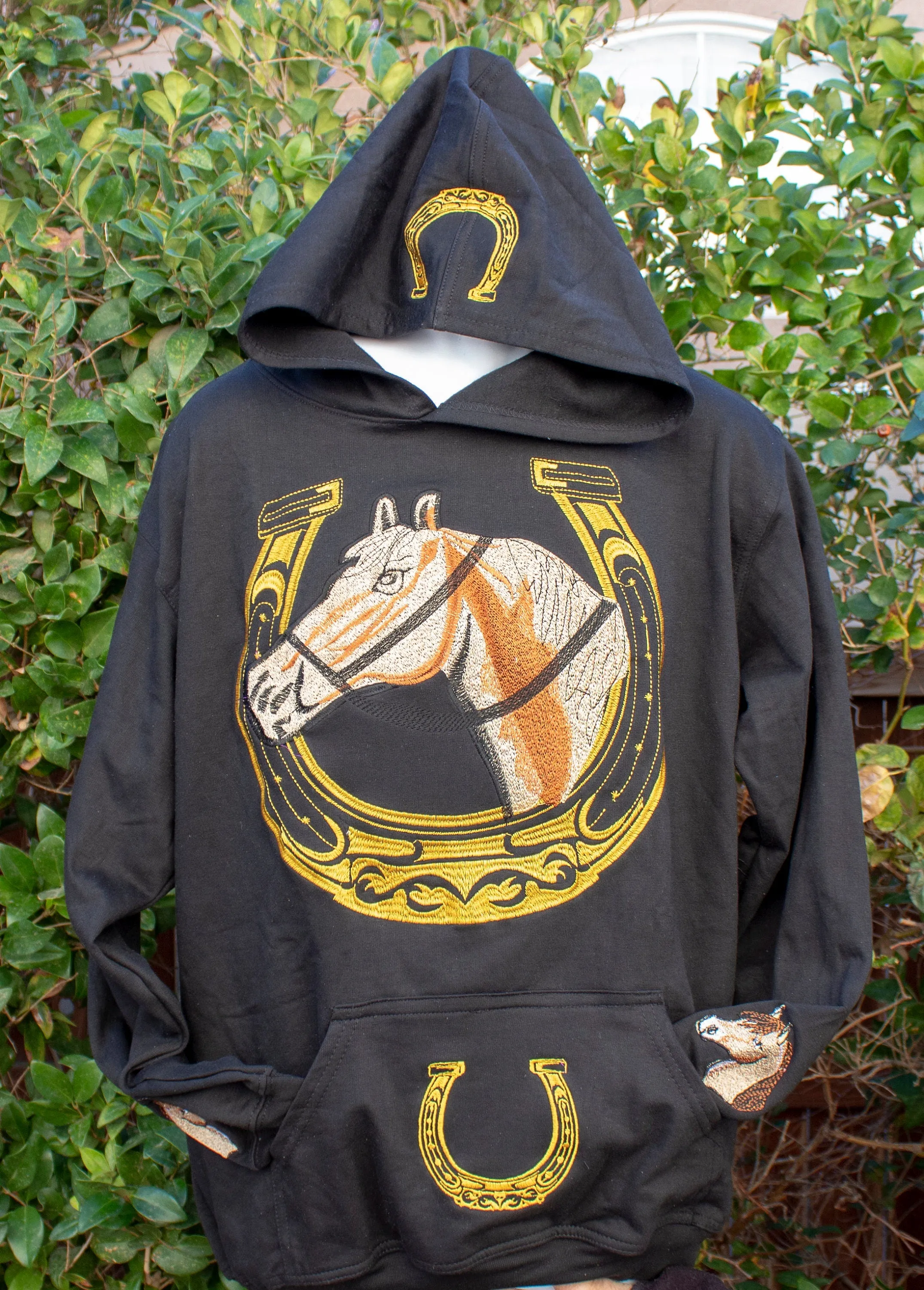 HORSE HORSESHOE EMBROIDERED Cowboy hoodie sweatshirt black sweater
