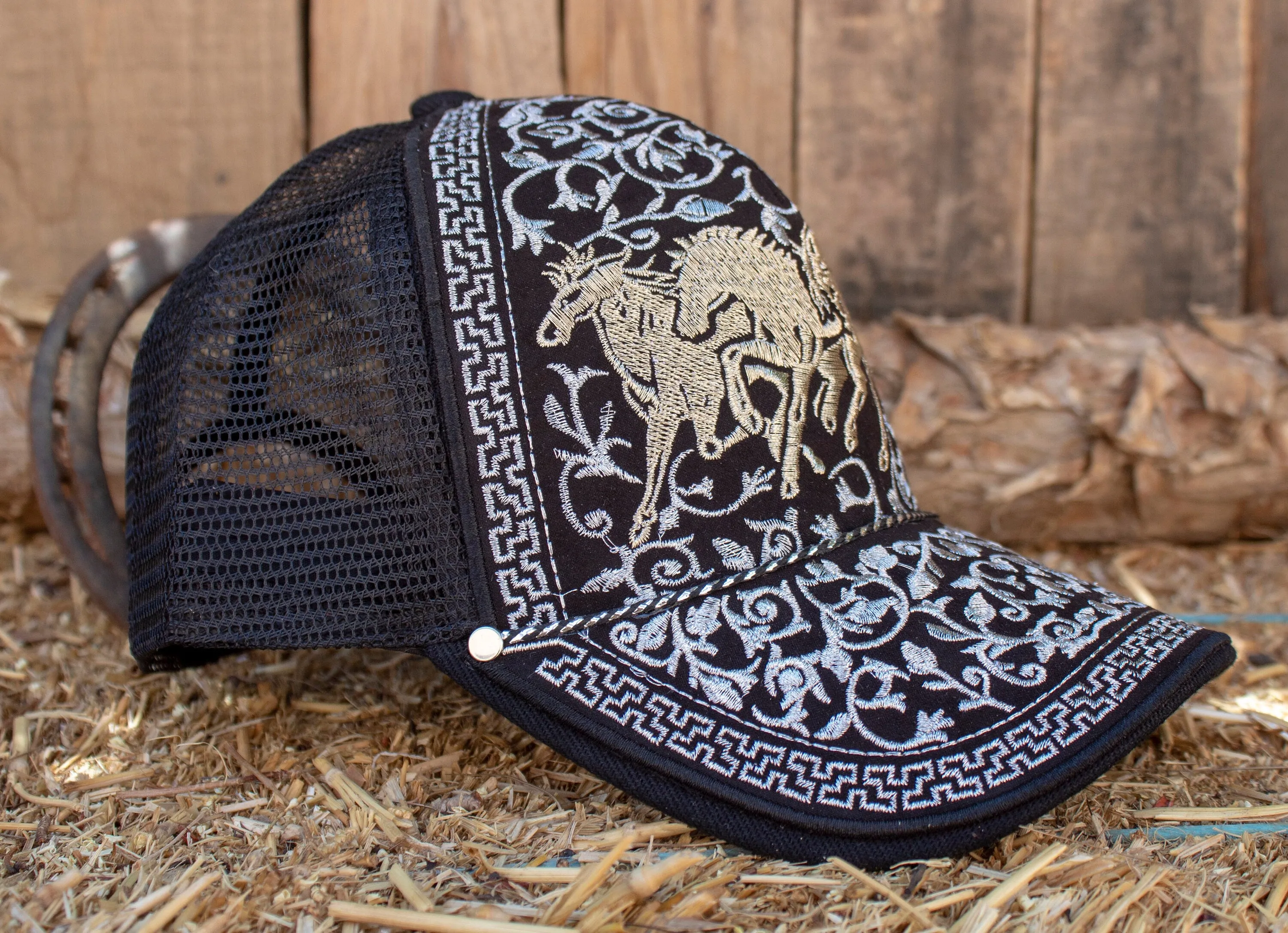 HORSES Caballo EMBROIDERED HAT adjustable trucker western cap