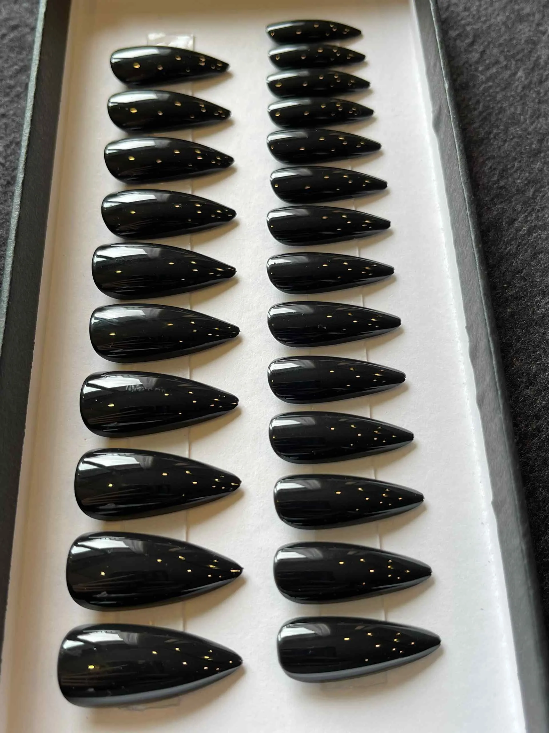 Jet Black - Glossy Stiletto