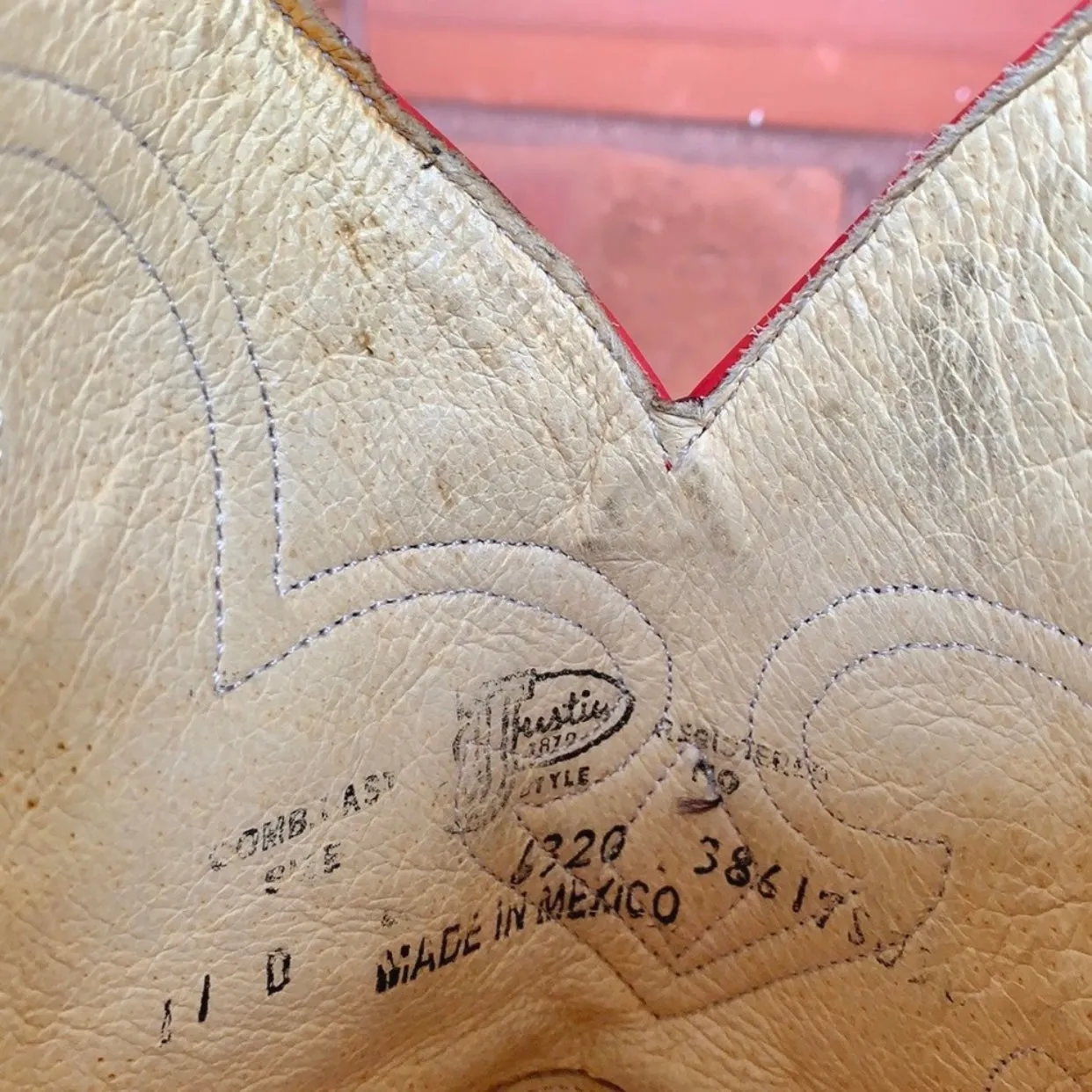 JUSTIN Vintage Collection Rodeo Cowboy Western Boots