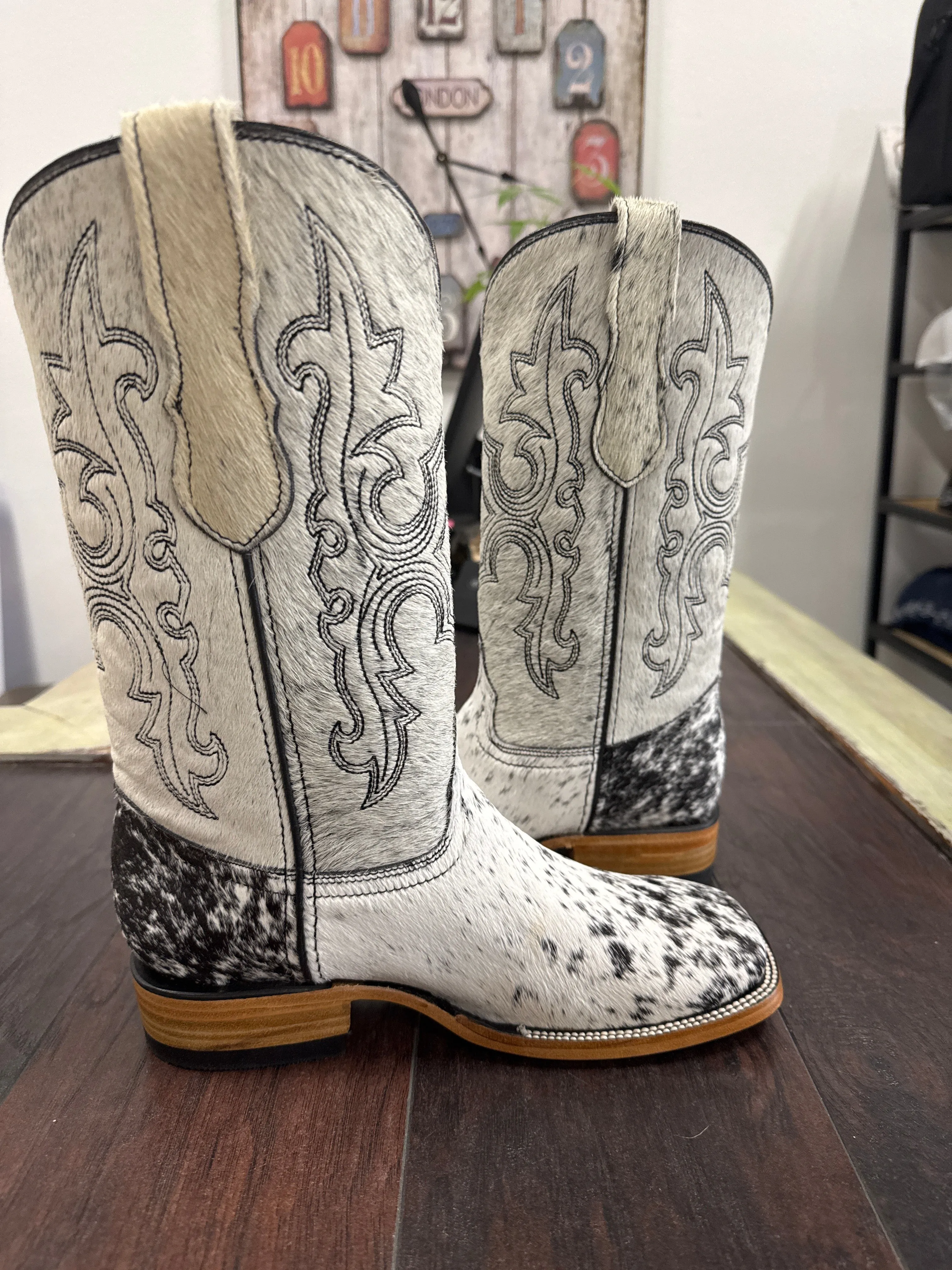 Ladies Rock’Em Katherine Cowhide bl/wh wide