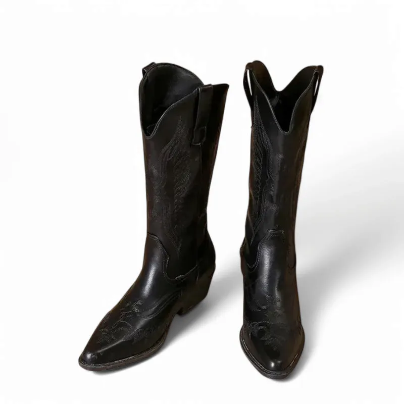 Merendy Chilly days western black embroidered cowboy boots