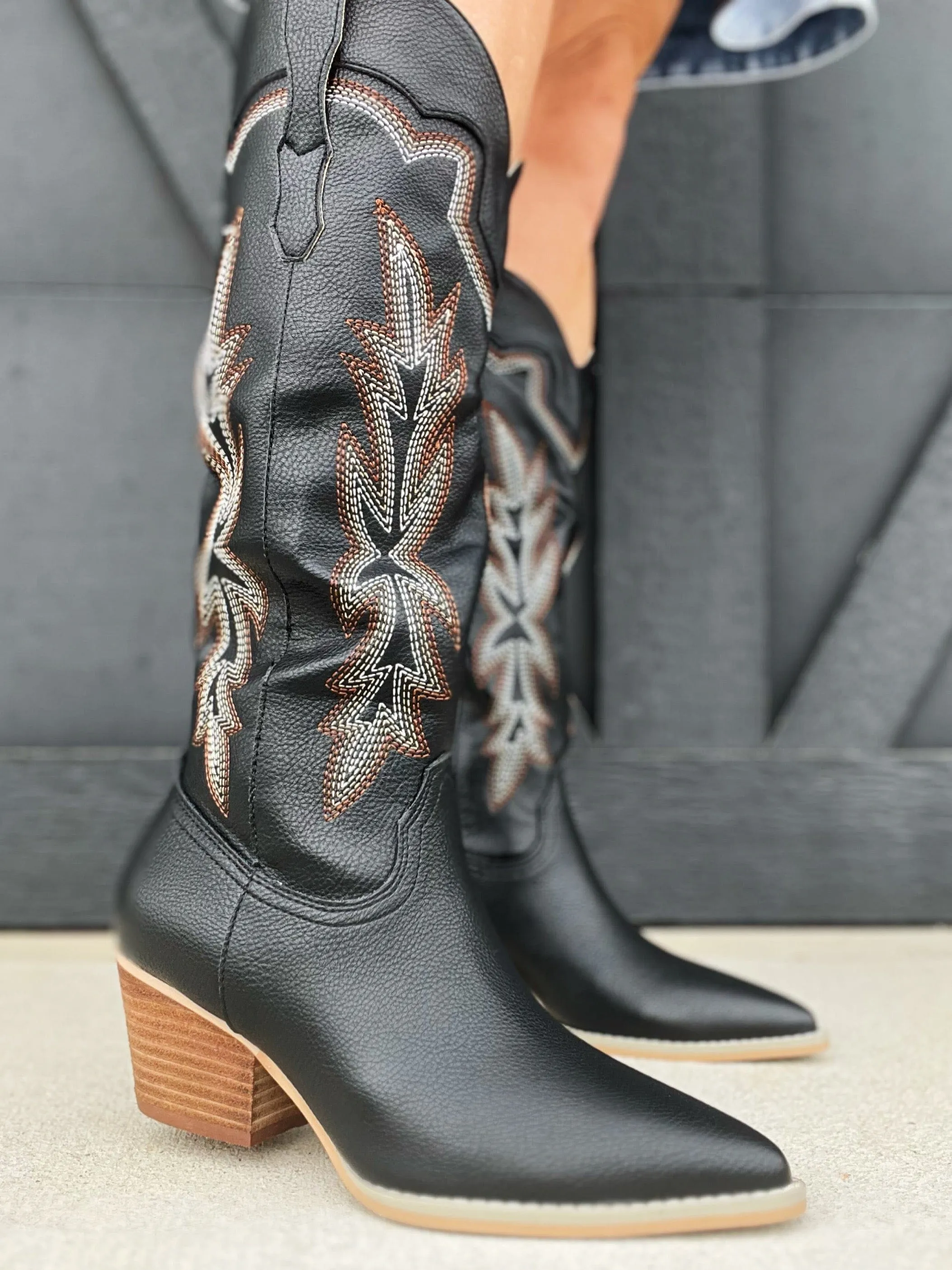 Oasis Society Ainsley Embroidered Cowboy Boots In Black