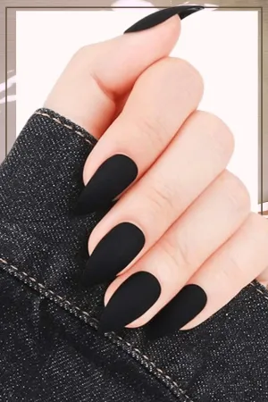 Press On Nails Black Matte Medium Stiletto Nail Kit