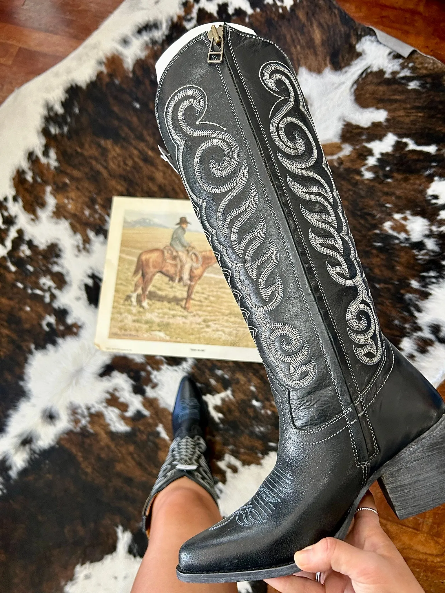 RESTOCK MYRA Black Embroidered Leather Boots