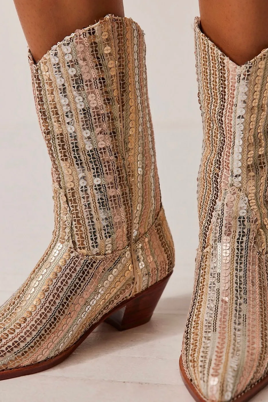 SEQUIN EMBROIDERED WESTERN BOOTS LUNA X FREE PEOPLE