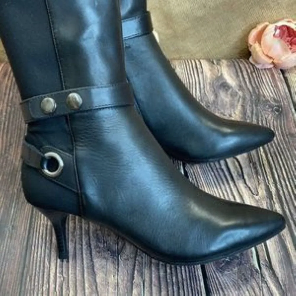 Tahari Black Tabor Boots 8M
