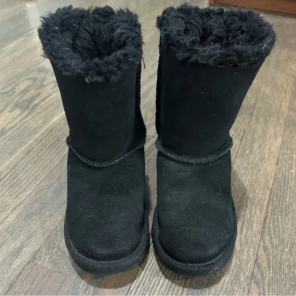 UGG Black Boots with Starry Bows