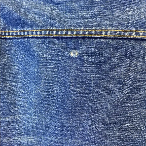 Vintage Silver Spur 90s Faded Distressed Denim Sherpa Lined Jacket