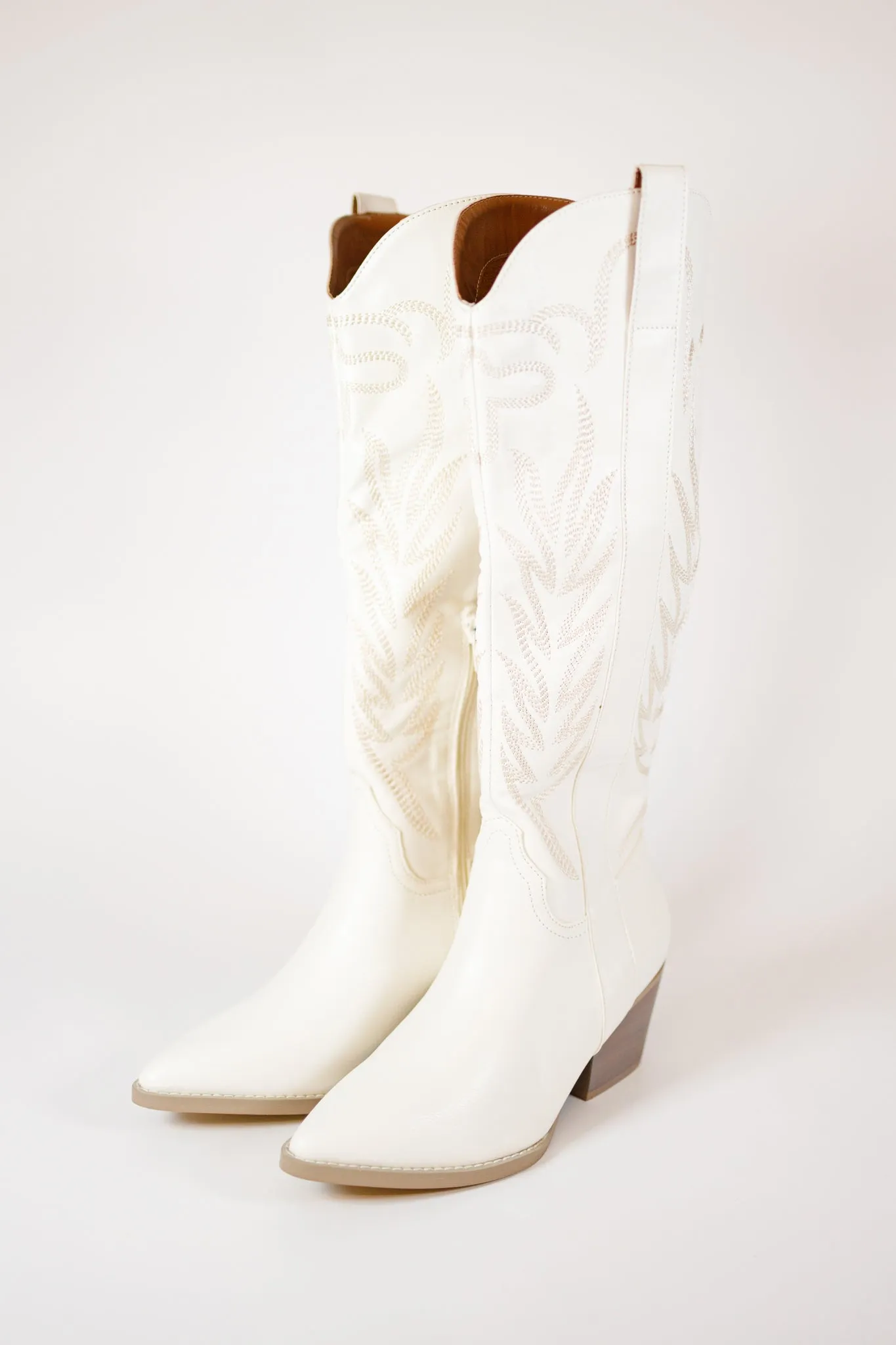 Western Embroidered Boots, WHITE