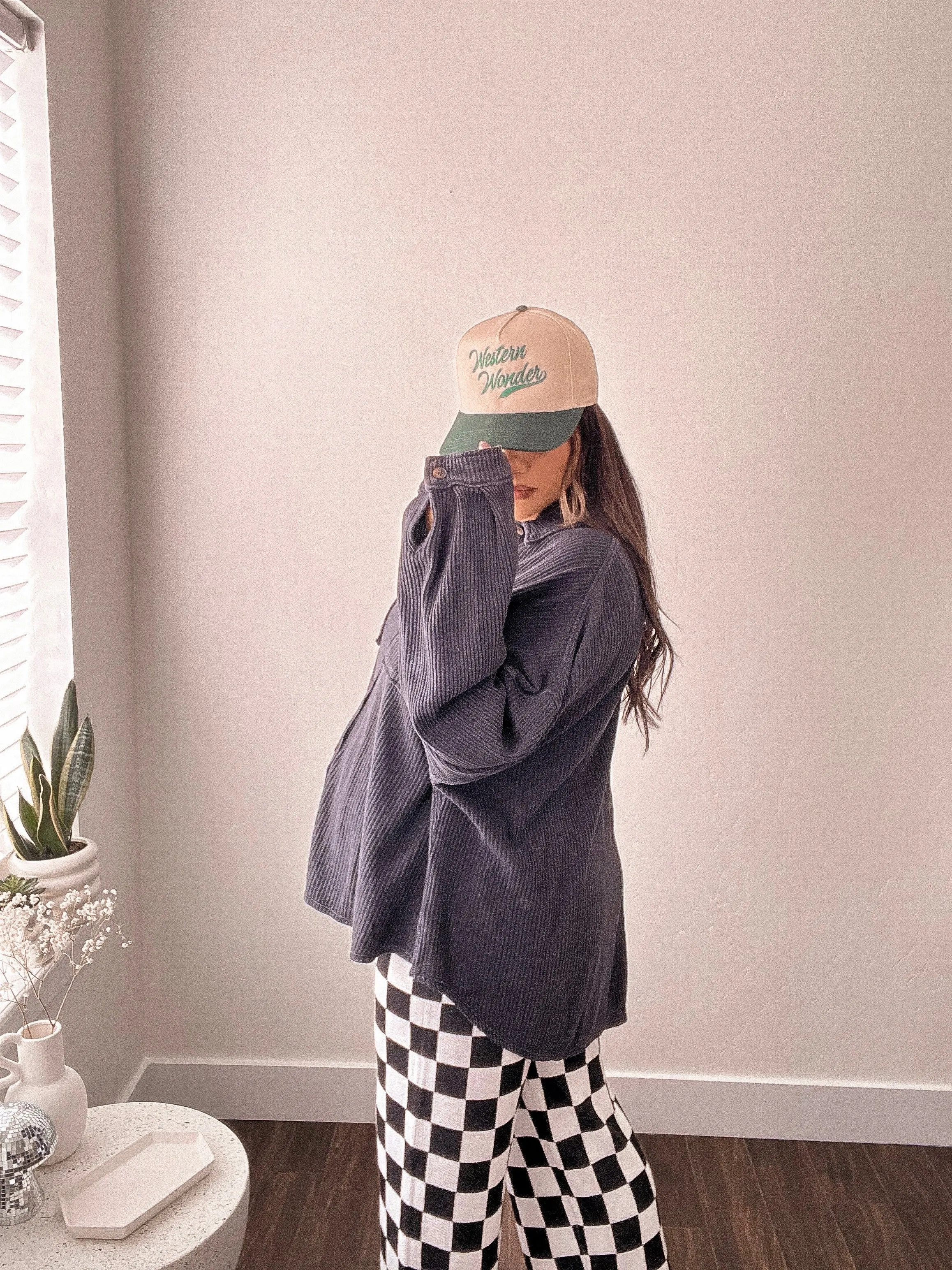 Western Wonder two tone trucker hat