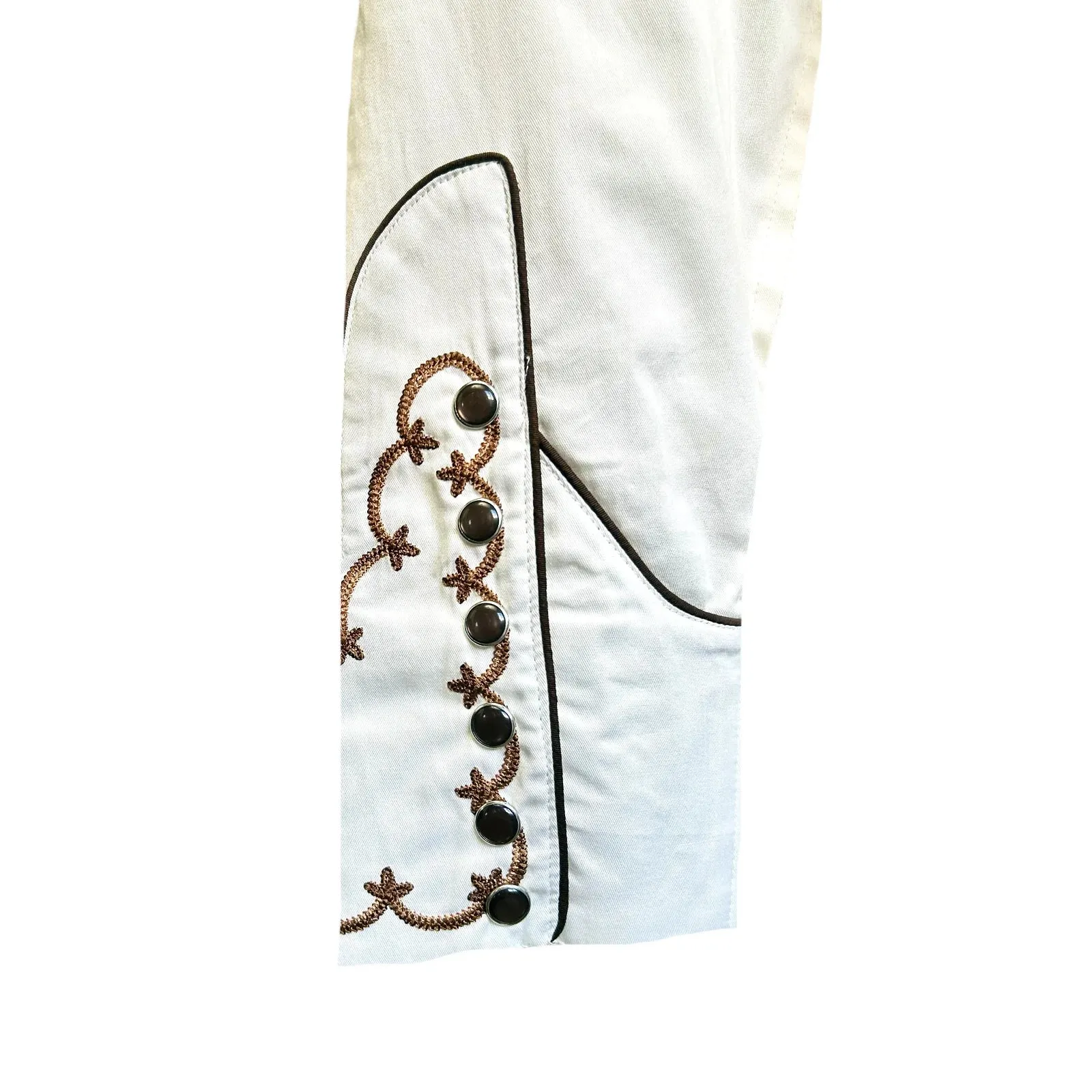 Women's Vintage Western Shirt Collection: Rockmount Boots and Cactus Ivory