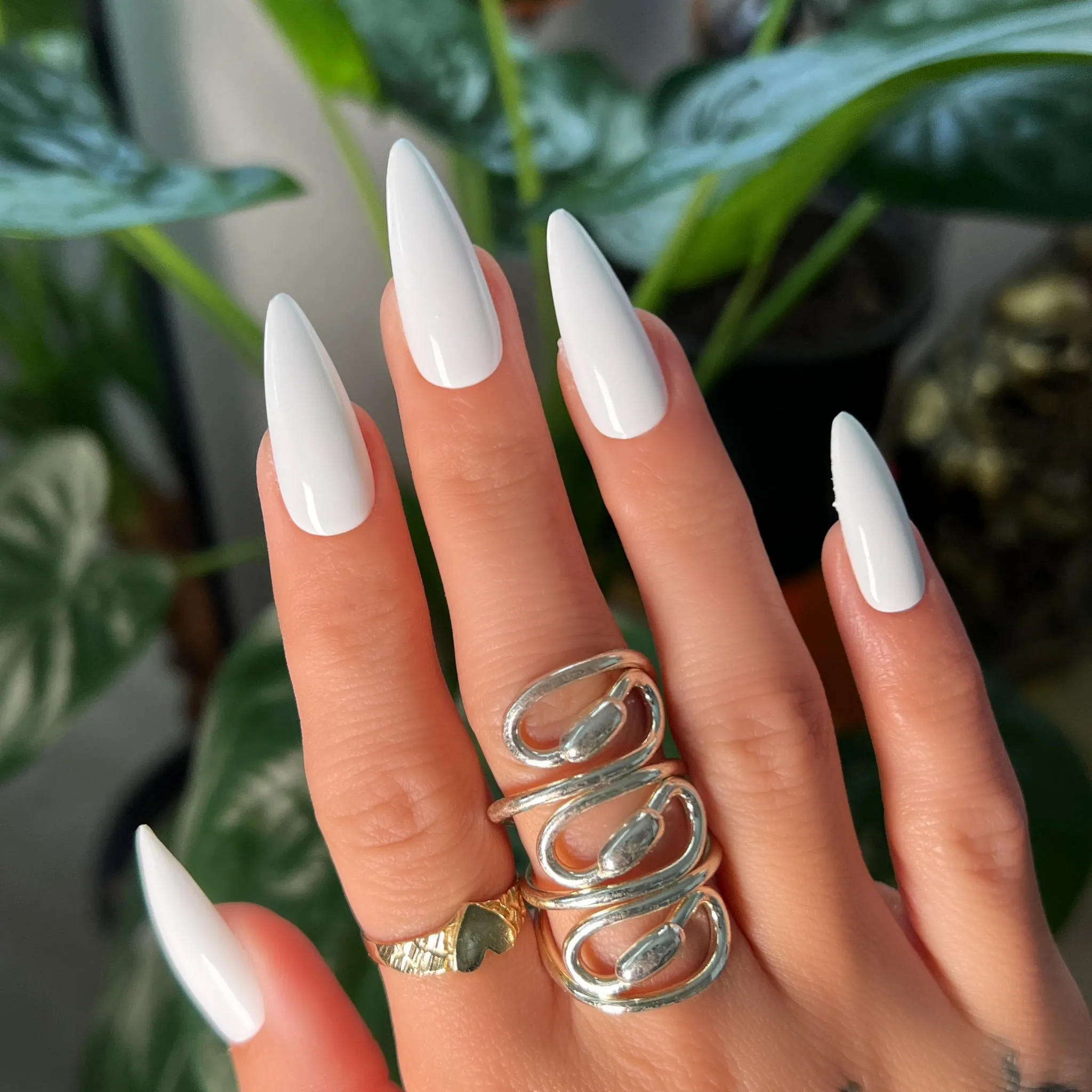 YIN - white